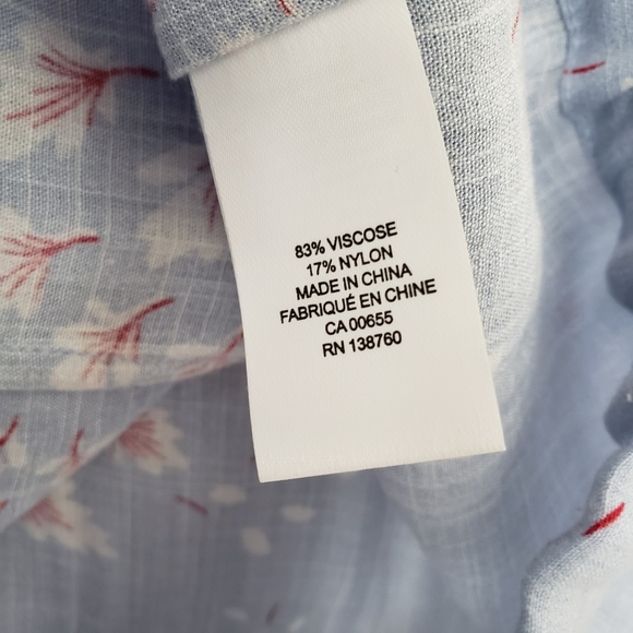 RW&CO Pale Blue Floral Top V-neck Flute Sleeve Relaxed Fit Tie Hem - Picture 7 of 8